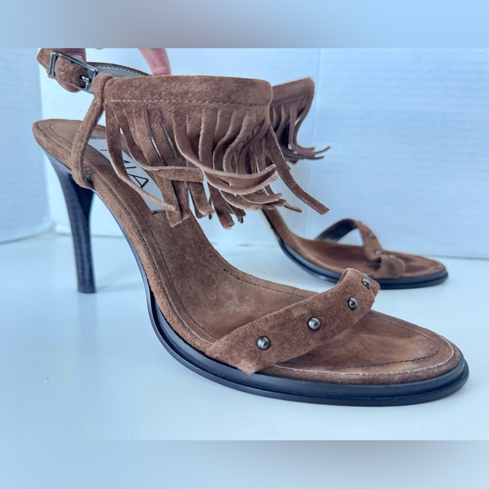 MIA Brown Leather Suede Tassel Fringe Boho Y2K 90s Style Heel Sandals Size 7.5